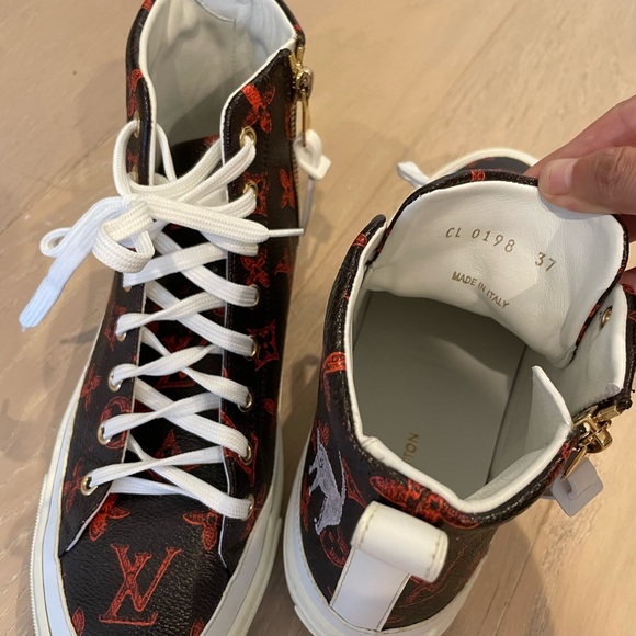 LV x Grace coddington limited collection, stellar sneaker. Size 37 - Picture 3 of 6